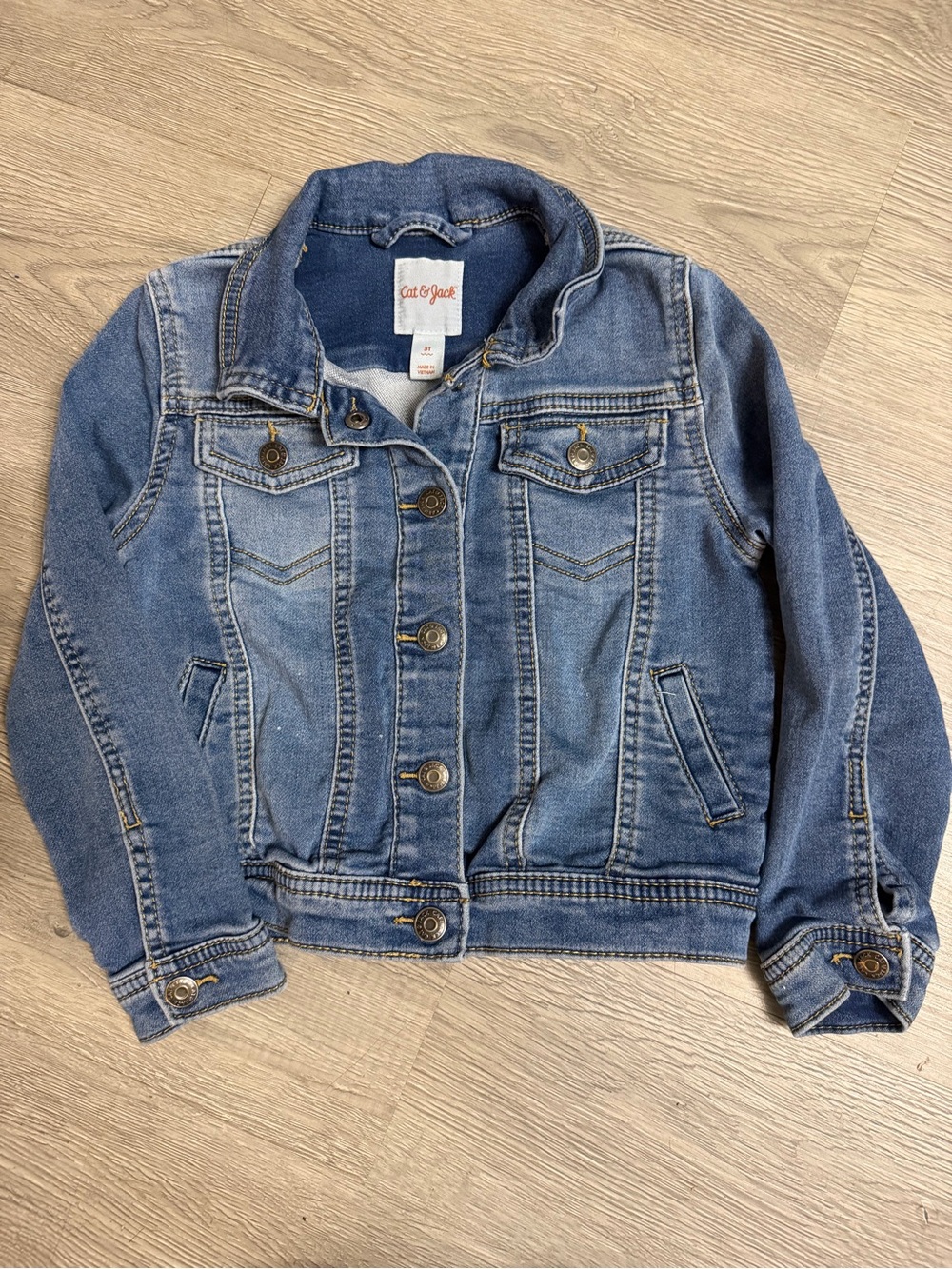 Cat & Jack Girls Light Wash Denim Jean Jacket